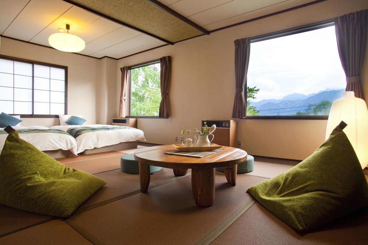 Hotel Hakuba Berghaus Otari Bagian luar foto