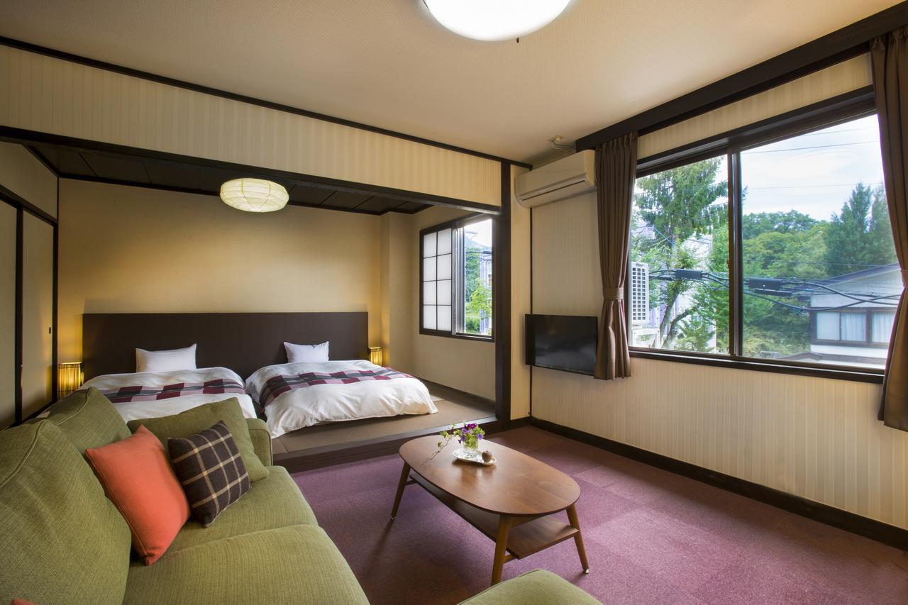 Hotel Hakuba Berghaus Otari Bagian luar foto